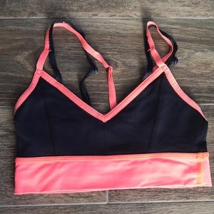 Lululemon sports bra